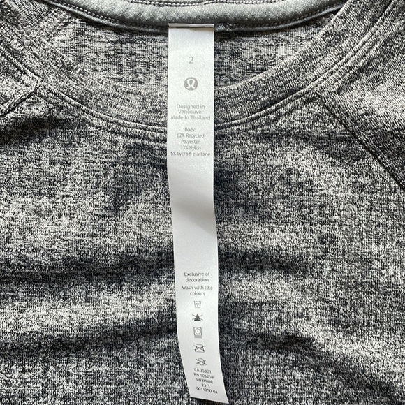 Heathered Black - License to Train Classic-Fit Long-Sleeve Shirt - Picture 4 of 4